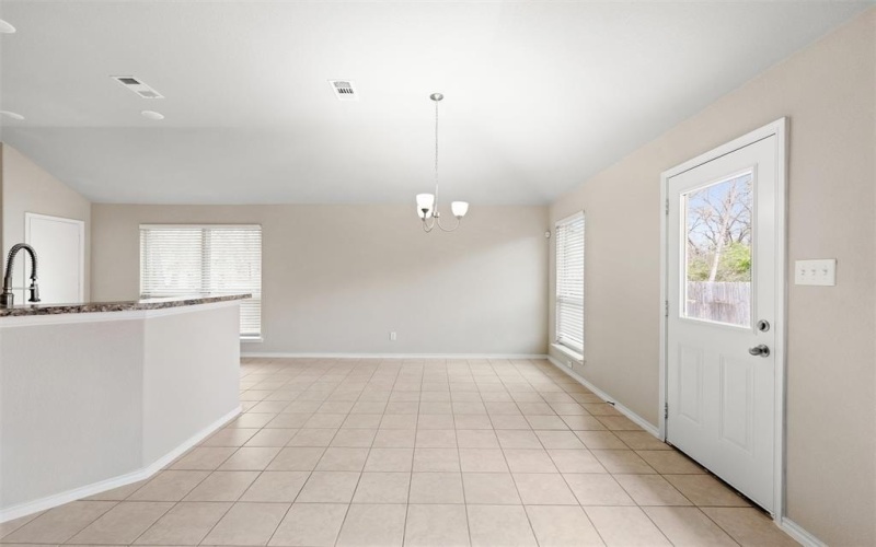 1627 Tanglewood Drive, Azle, TX 76020, 3 Bedrooms Bedrooms, ,2 BathroomsBathrooms,Residential,For Sale,1627 Tanglewood Drive,0,21135376