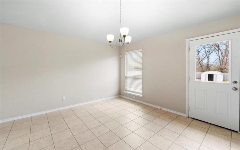 1627 Tanglewood Drive, Azle, TX 76020, 3 Bedrooms Bedrooms, ,2 BathroomsBathrooms,Residential,For Sale,1627 Tanglewood Drive,0,21135376