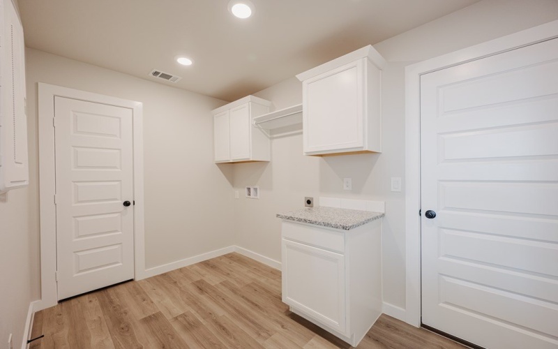 5813 Sandpiper St., Midland, TX 79705, 4 Habitaciones Habitaciones , ,3 BañosBaños,Residential,En Venta,5813 Sandpiper St.,0,50087533