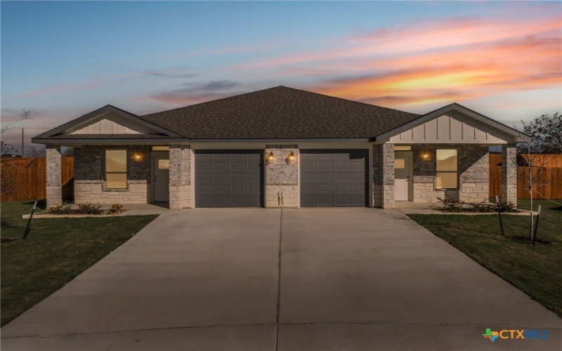 111 Logan Court, Copperas Cove, TX 76522, 6 Bedrooms Bedrooms, ,5 BathroomsBathrooms,Residential Multi Family,For Sale,111 Logan Court,0,600326