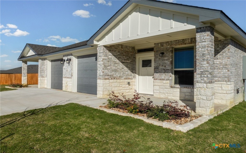 111 Logan Court, Copperas Cove, TX 76522, 6 Bedrooms Bedrooms, ,5 BathroomsBathrooms,Residential Multi Family,For Sale,111 Logan Court,0,600326