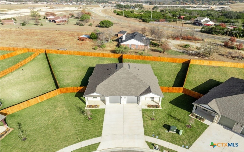 111 Logan Court, Copperas Cove, TX 76522, 6 Bedrooms Bedrooms, ,5 BathroomsBathrooms,Residential Multi Family,For Sale,111 Logan Court,0,600326