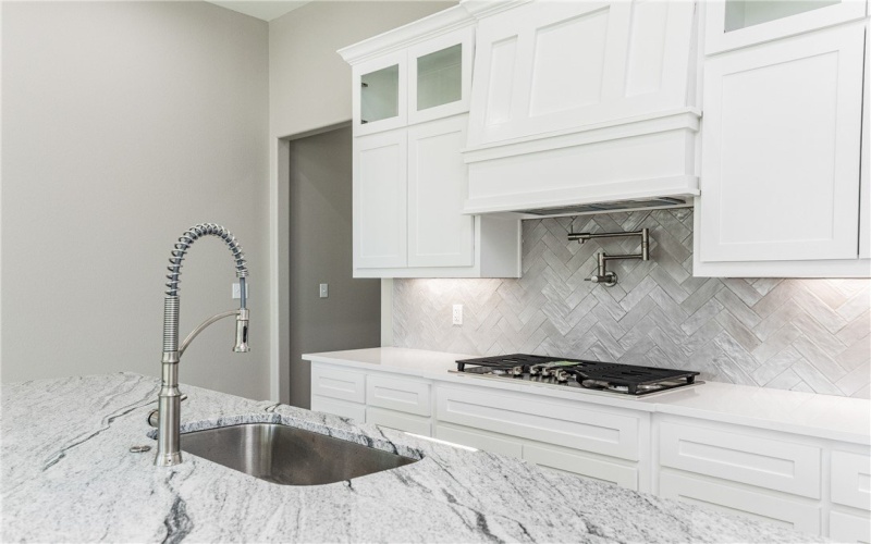 13941 Flintlock Drive, Corpus Christi, TX 78418, 4 Habitaciones Habitaciones , ,3 BañosBaños,Residential,En Venta,13941 Flintlock Drive,0,469003