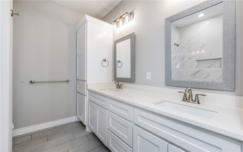 13941 Flintlock Drive, Corpus Christi, TX 78418, 4 Habitaciones Habitaciones , ,3 BañosBaños,Residential,En Venta,13941 Flintlock Drive,0,469003