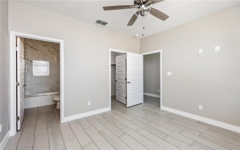 13941 Flintlock Drive, Corpus Christi, TX 78418, 4 Habitaciones Habitaciones , ,3 BañosBaños,Residential,En Venta,13941 Flintlock Drive,0,469003