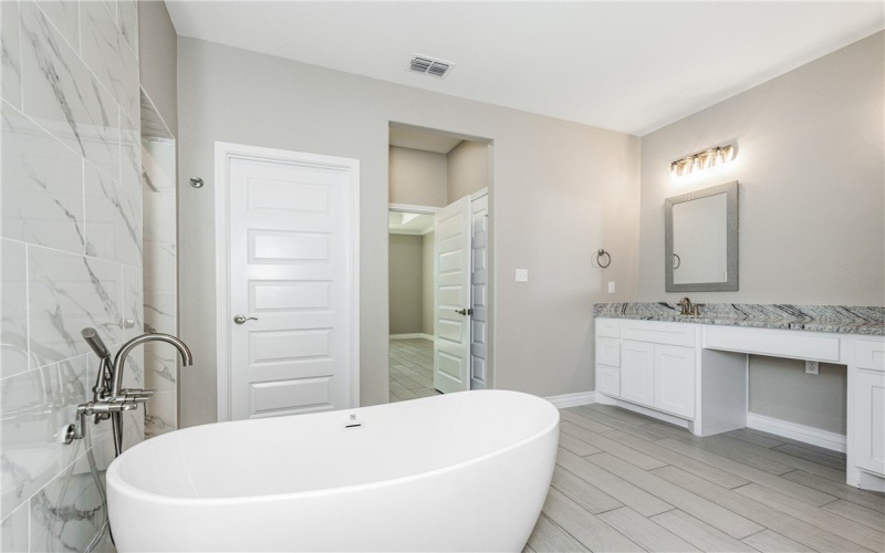 13941 Flintlock Drive, Corpus Christi, TX 78418, 4 Habitaciones Habitaciones , ,3 BañosBaños,Residential,En Venta,13941 Flintlock Drive,0,469003