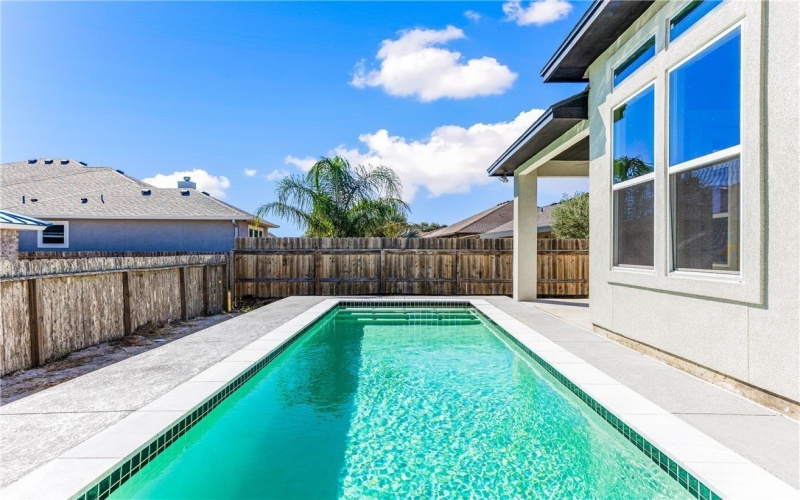 13941 Flintlock Drive, Corpus Christi, TX 78418, 4 Habitaciones Habitaciones , ,3 BañosBaños,Residential,En Venta,13941 Flintlock Drive,0,469003