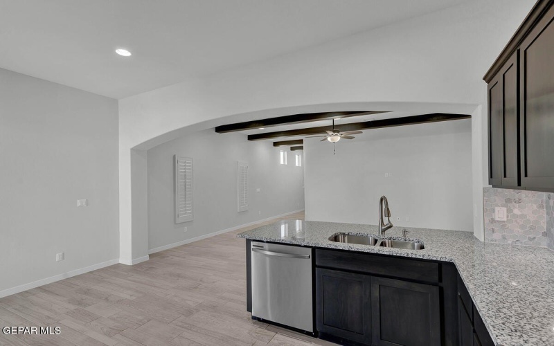 665 Paseo Dulce Avenue, El Paso, TX 79928, 3 Bedrooms Bedrooms, ,2 BathroomsBathrooms,Residential,For Sale,665 Paseo Dulce Avenue,0,935334