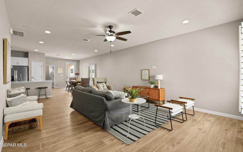 661 Paseo Dulce Avenue, El Paso, TX 79928, 3 Bedrooms Bedrooms, ,2 BathroomsBathrooms,Residential,For Sale,661 Paseo Dulce Avenue,0,935336