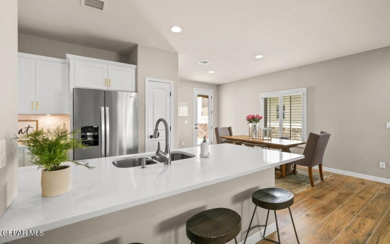 700 Paseo Musical Street, El Paso, TX 79928, 4 Habitaciones Habitaciones , ,1 BañoBaños,Residential,En Venta,700 Paseo Musical Street,0,935337