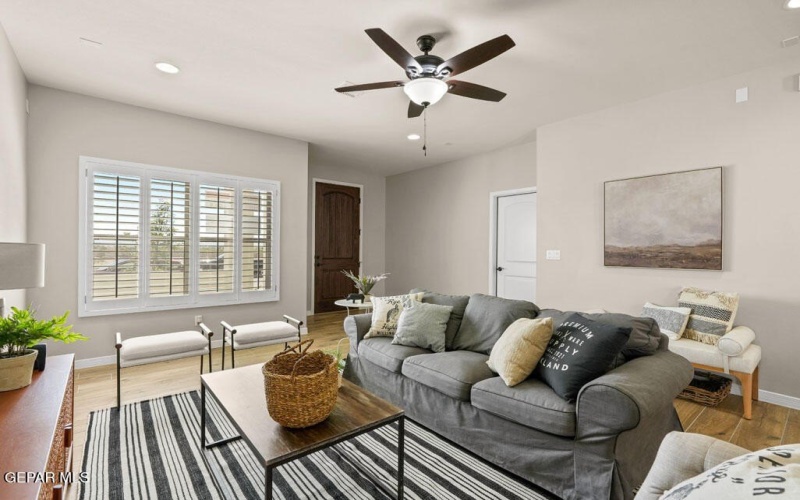 664 Paseo Musical Street, El Paso, TX 79928, 3 Habitaciones Habitaciones , ,2 BañosBaños,Residential,En Venta,664 Paseo Musical Street,0,935341