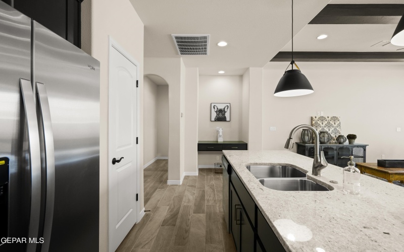 660 Paseo Musical Street, El Paso, TX 79928, 3 Habitaciones Habitaciones , ,2 BañosBaños,Residential,En Venta,660 Paseo Musical Street,0,935342