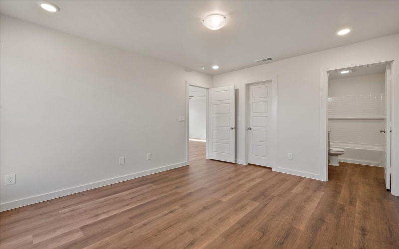 1604 N Clinton Avenue, Lubbock, TX 79416, 2 Habitaciones Habitaciones , ,2 BañosBaños,Residential,En Venta,1604 N Clinton Avenue,0,202564328