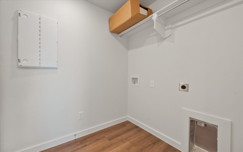 1604 N Clinton Avenue, Lubbock, TX 79416, 2 Habitaciones Habitaciones , ,2 BañosBaños,Residential,En Venta,1604 N Clinton Avenue,0,202564328