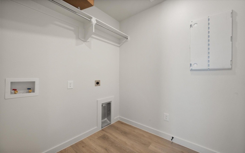 1603 N Clinton Avenue, Lubbock, TX 79416, 2 Habitaciones Habitaciones , ,2 BañosBaños,Residential,En Venta,1603 N Clinton Avenue,0,202564329