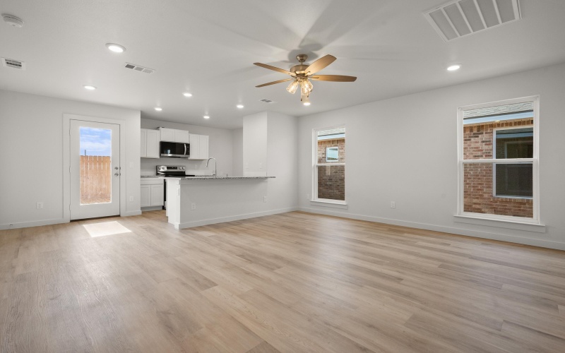 8311 24th Street, Lubbock, TX 79407, 2 Habitaciones Habitaciones , ,2 BañosBaños,Residential,En Venta,8311 24th Street,0,202564332