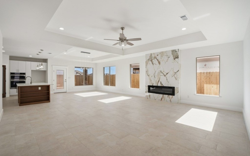 8612 Luz Dr, Odessa, TX 79765, 4 Habitaciones Habitaciones , ,3 BañosBaños,Residential,En Venta,8612 Luz Dr,0,165124