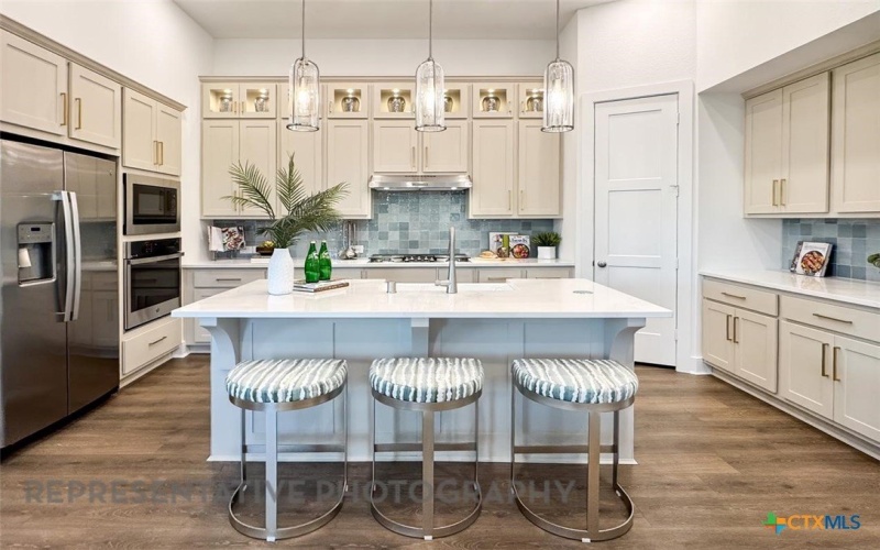 2516 High Ground, San Antonio, TX 78245, 4 Habitaciones Habitaciones , ,3 BañosBaños,Residential,En Venta,2516 High Ground,0,600241