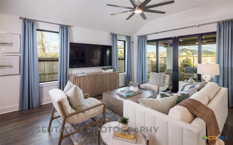 2516 High Ground, San Antonio, TX 78245, 4 Habitaciones Habitaciones , ,3 BañosBaños,Residential,En Venta,2516 High Ground,0,600241