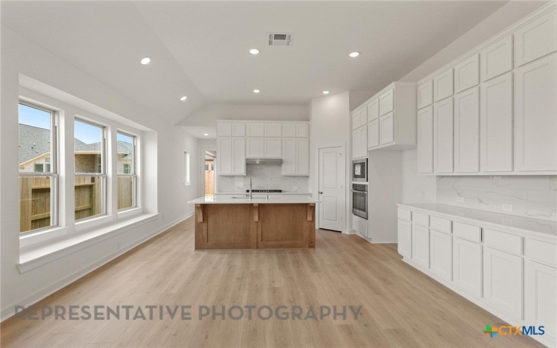 2215 Altiplano, San Antonio, TX 78245, 3 Habitaciones Habitaciones , ,2 BañosBaños,Residential,En Venta,2215 Altiplano,0,600242