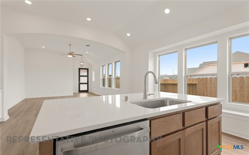 2215 Altiplano, San Antonio, TX 78245, 3 Habitaciones Habitaciones , ,2 BañosBaños,Residential,En Venta,2215 Altiplano,0,600242