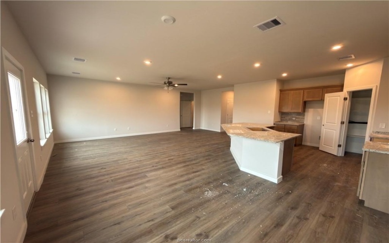 5502 Harriet Street, Bryan, TX 77807, 3 Bedrooms Bedrooms, ,2 BathroomsBathrooms,Residential,For Sale,5502 Harriet Street,0,25012971