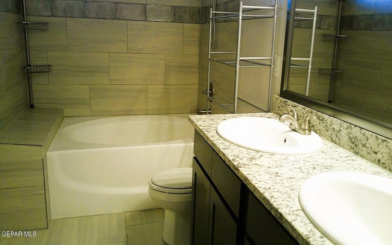 7441 Norte Mesa Lane, El Paso, TX 79934, 3 Habitaciones Habitaciones , ,2 BañosBaños,Residential,En Venta,7441 Norte Mesa Lane,0,935366