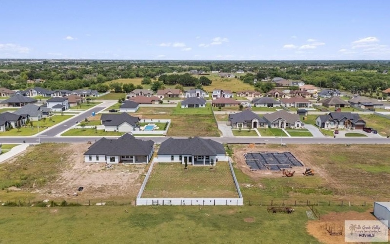 1305 THACKER LANE, HARLINGEN, TX 78552, 4 Habitaciones Habitaciones , ,3 BañosBaños,Residential,En Venta,1305 THACKER LANE,0,29763218