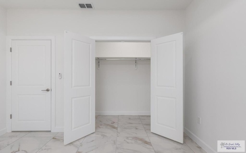 1085 S 12TH ST., RAYMONDVILLE, TX 78580, 3 Bedrooms Bedrooms, ,2 BathroomsBathrooms,Residential,For Sale,1085 S 12TH ST.,0,29770736