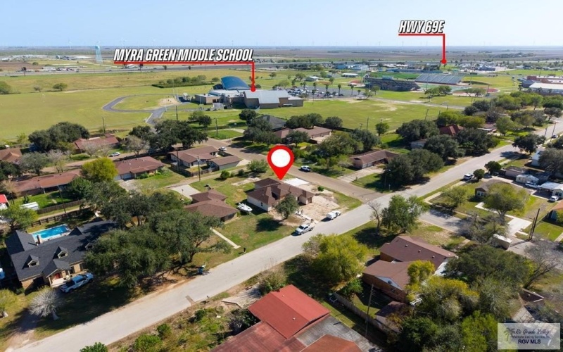 1085 S 12TH ST., RAYMONDVILLE, TX 78580, 3 Bedrooms Bedrooms, ,2 BathroomsBathrooms,Residential,For Sale,1085 S 12TH ST.,0,29770736