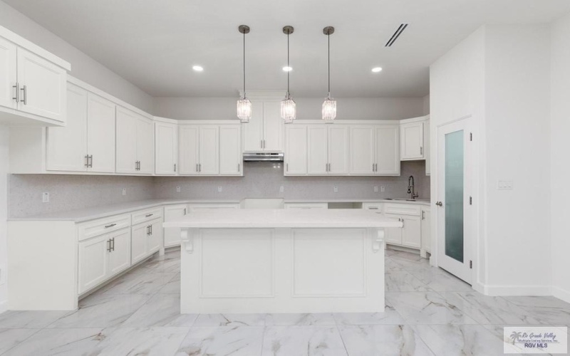 1085 S 12TH ST., RAYMONDVILLE, TX 78580, 3 Bedrooms Bedrooms, ,2 BathroomsBathrooms,Residential,For Sale,1085 S 12TH ST.,0,29770736