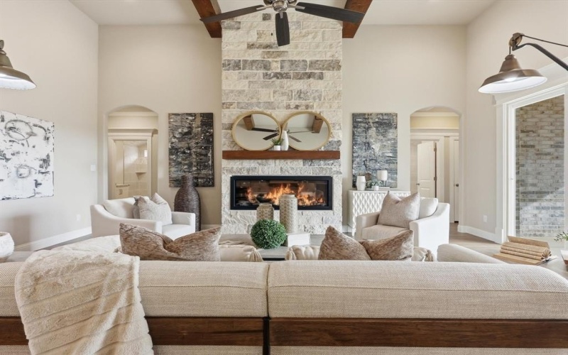 2168 Middlewood Circle, Granbury, TX 76049, 4 Bedrooms Bedrooms, ,3 BathroomsBathrooms,Residential,For Sale,2168 Middlewood Circle,0,21115543