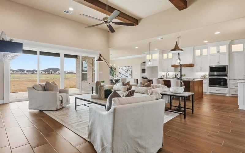 2168 Middlewood Circle, Granbury, TX 76049, 4 Bedrooms Bedrooms, ,3 BathroomsBathrooms,Residential,For Sale,2168 Middlewood Circle,0,21115543