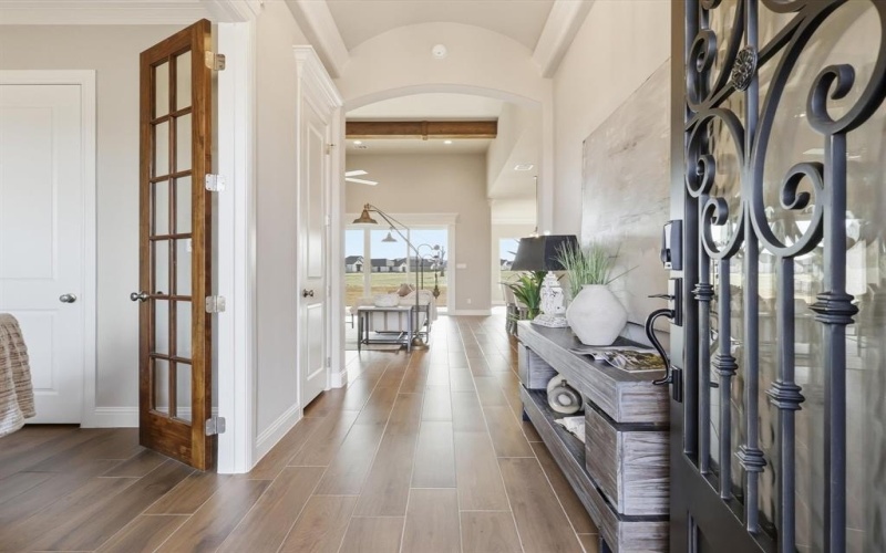 2168 Middlewood Circle, Granbury, TX 76049, 4 Bedrooms Bedrooms, ,3 BathroomsBathrooms,Residential,For Sale,2168 Middlewood Circle,0,21115543