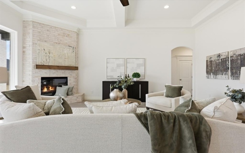 2152 Middlewood Circle, Granbury, TX 76049, 4 Bedrooms Bedrooms, ,2 BathroomsBathrooms,Residential,For Sale,2152 Middlewood Circle,0,21115604