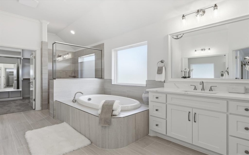 2152 Middlewood Circle, Granbury, TX 76049, 4 Bedrooms Bedrooms, ,2 BathroomsBathrooms,Residential,For Sale,2152 Middlewood Circle,0,21115604