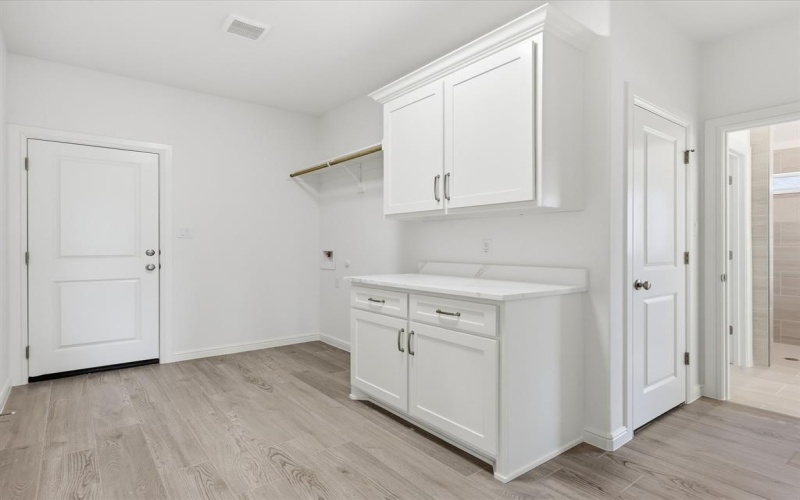 2152 Middlewood Circle, Granbury, TX 76049, 4 Bedrooms Bedrooms, ,2 BathroomsBathrooms,Residential,For Sale,2152 Middlewood Circle,0,21115604