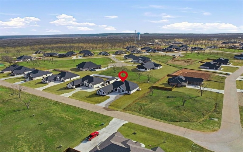 2152 Middlewood Circle, Granbury, TX 76049, 4 Bedrooms Bedrooms, ,2 BathroomsBathrooms,Residential,For Sale,2152 Middlewood Circle,0,21115604