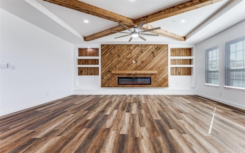 2612 Burchill Road, Fort Worth, TX 76105, 4 Bedrooms Bedrooms, ,3 BathroomsBathrooms,Residential,For Sale,2612 Burchill Road,0,21116083