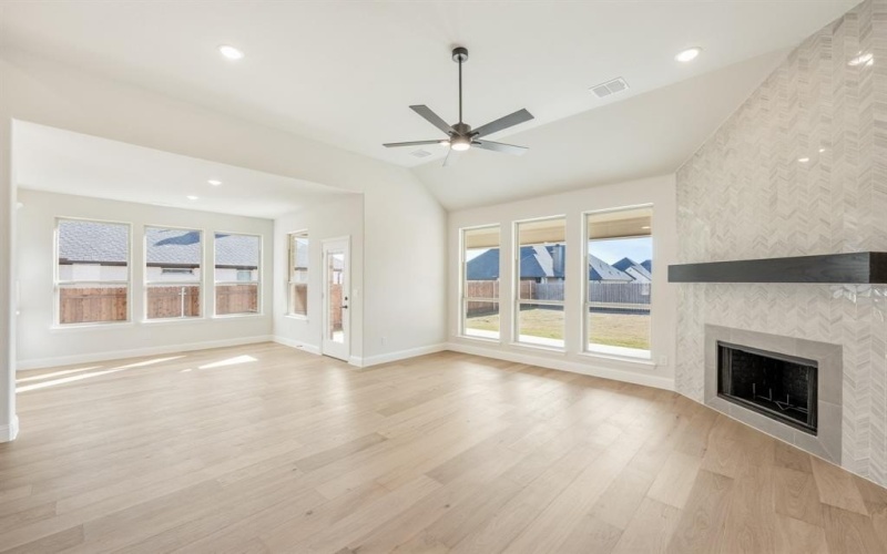 115 Tetrad Circle, Waxahachie, TX 75165, 4 Habitaciones Habitaciones , ,3 BañosBaños,Residential,En Venta,115 Tetrad Circle,0,21125642