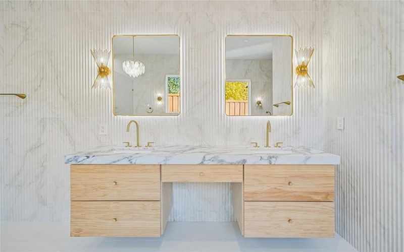 11947 Quincy Lane, Dallas, TX 75230, 5 Bedrooms Bedrooms, ,6 BathroomsBathrooms,Residential,For Sale,11947 Quincy Lane,0,21127395