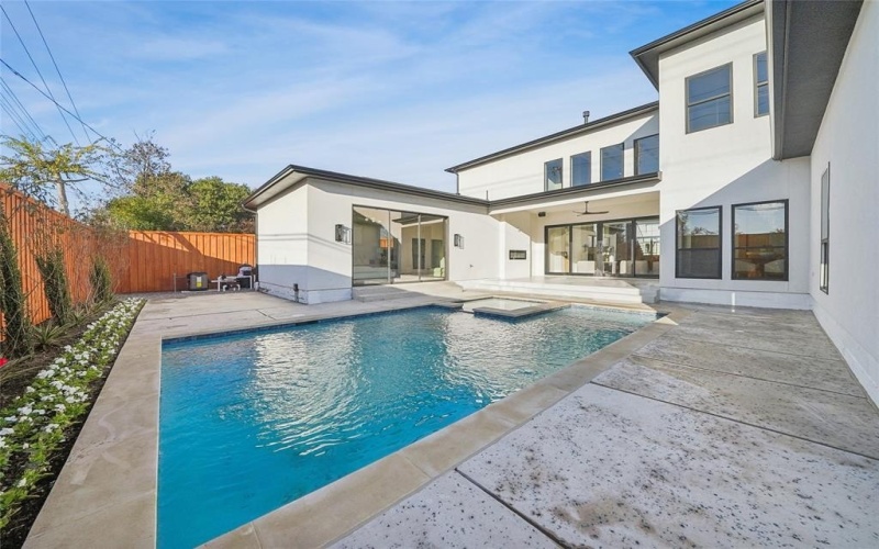 11947 Quincy Lane, Dallas, TX 75230, 5 Bedrooms Bedrooms, ,6 BathroomsBathrooms,Residential,For Sale,11947 Quincy Lane,0,21127395