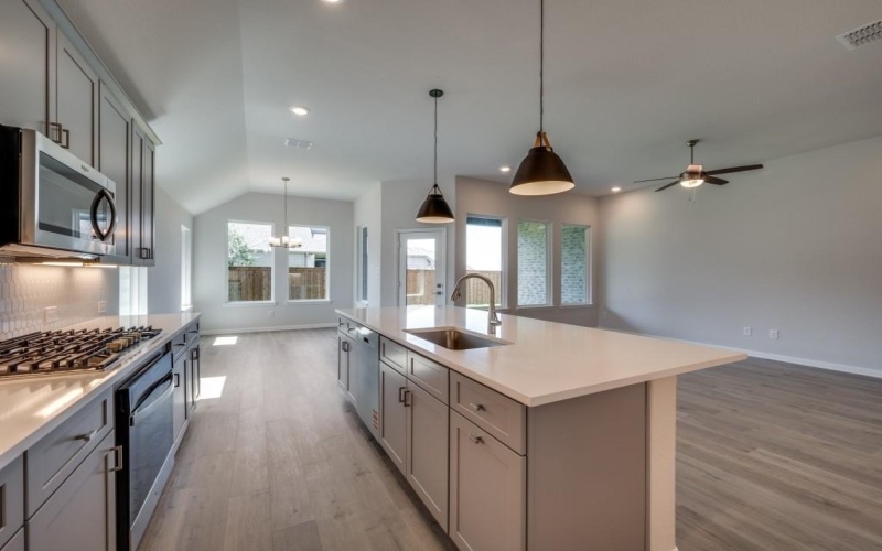 14561 Helena Street, Pilot Point, TX 75009, 4 Habitaciones Habitaciones , ,3 BañosBaños,Residential,En Venta,14561 Helena Street,0,21134365