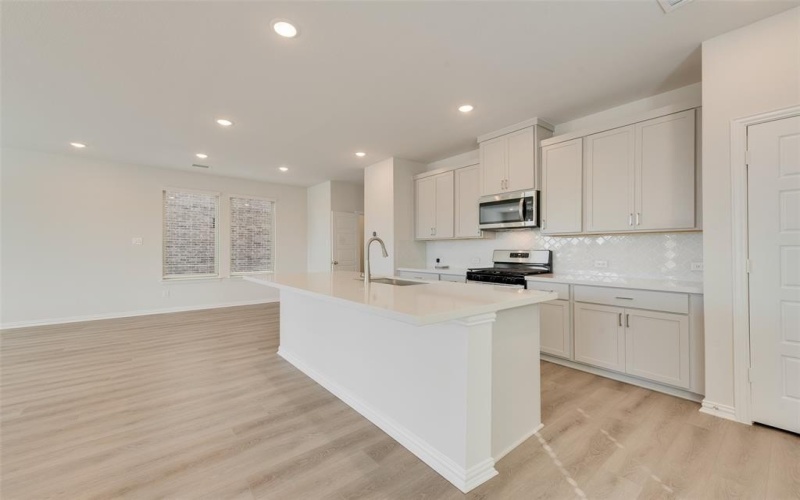 1128 Redcoat Drive, Forney, TX 75126, 3 Bedrooms Bedrooms, ,2 BathroomsBathrooms,Residential,For Sale,1128 Redcoat Drive,0,21135166