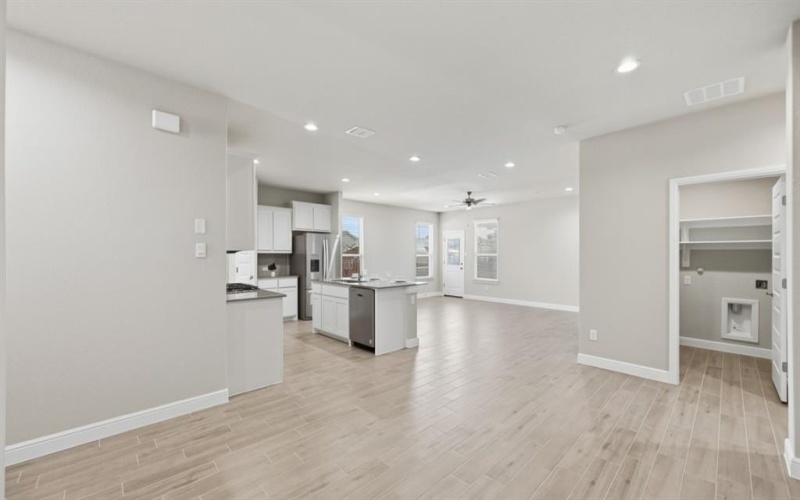 1905 JACKSON Street, Cleburne, TX 76033, 5 Habitaciones Habitaciones , ,3 BañosBaños,Residential,En Venta,1905 JACKSON Street,0,21135176