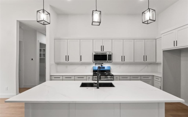 3013 Seaton Drive, Dallas, TX 75216, 4 Bedrooms Bedrooms, ,2 BathroomsBathrooms,Residential,For Sale,3013 Seaton Drive,0,21135268