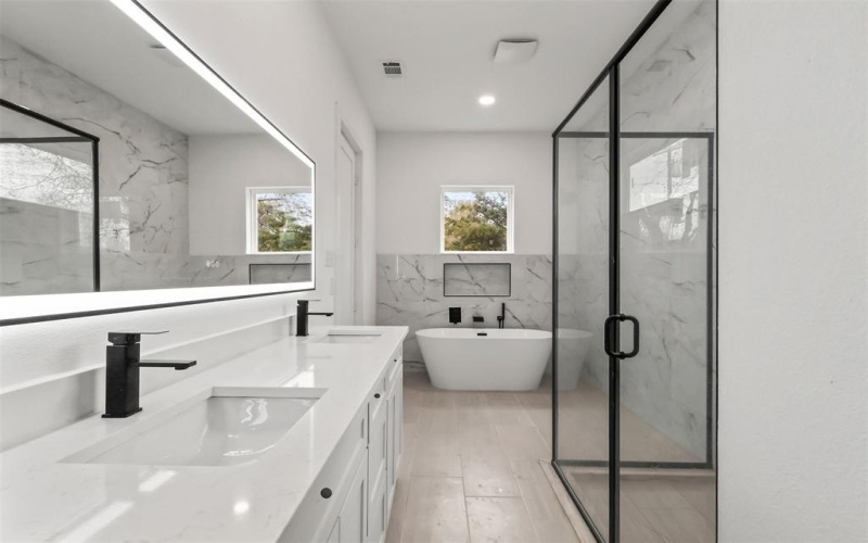 3013 Seaton Drive, Dallas, TX 75216, 4 Bedrooms Bedrooms, ,2 BathroomsBathrooms,Residential,For Sale,3013 Seaton Drive,0,21135268