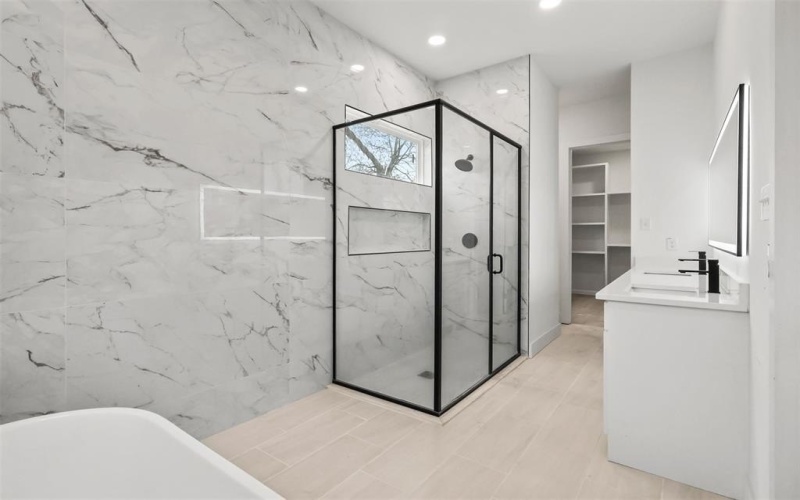 3013 Seaton Drive, Dallas, TX 75216, 4 Bedrooms Bedrooms, ,2 BathroomsBathrooms,Residential,For Sale,3013 Seaton Drive,0,21135268