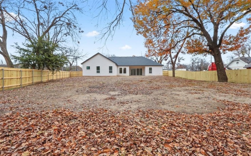 3013 Seaton Drive, Dallas, TX 75216, 4 Bedrooms Bedrooms, ,2 BathroomsBathrooms,Residential,For Sale,3013 Seaton Drive,0,21135268