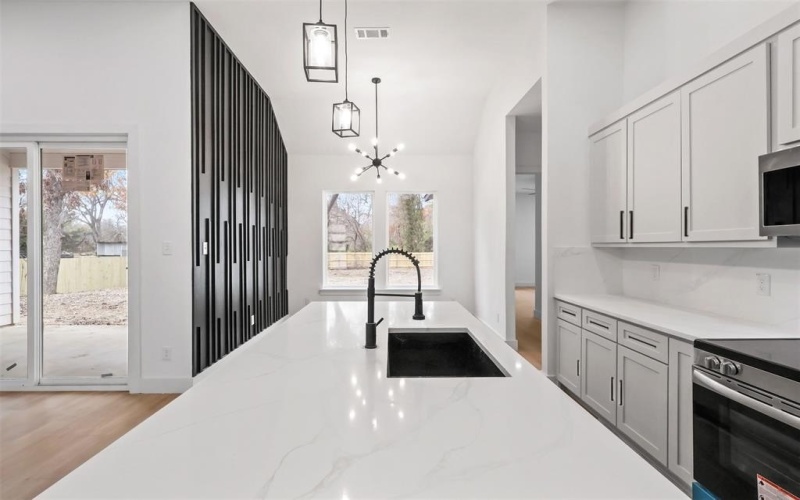 3013 Seaton Drive, Dallas, TX 75216, 4 Bedrooms Bedrooms, ,2 BathroomsBathrooms,Residential,For Sale,3013 Seaton Drive,0,21135268